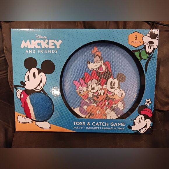 Mickey & Friends Toss & Catch Game - Picture 5 of 5